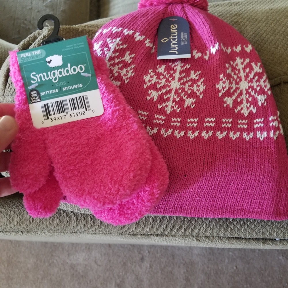 Hat and Mittens